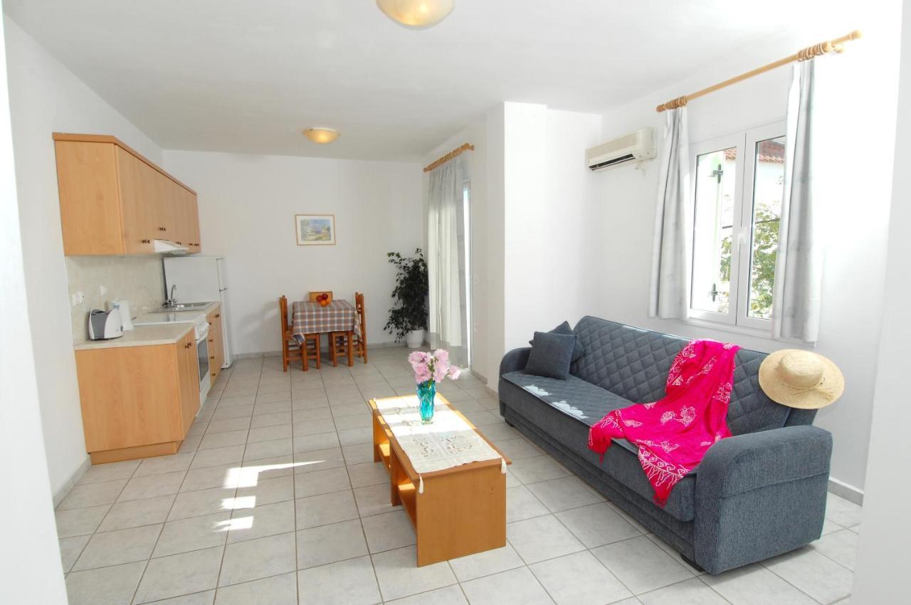 Alexis Studios And Apartments Agia Efimia Ngoại thất bức ảnh