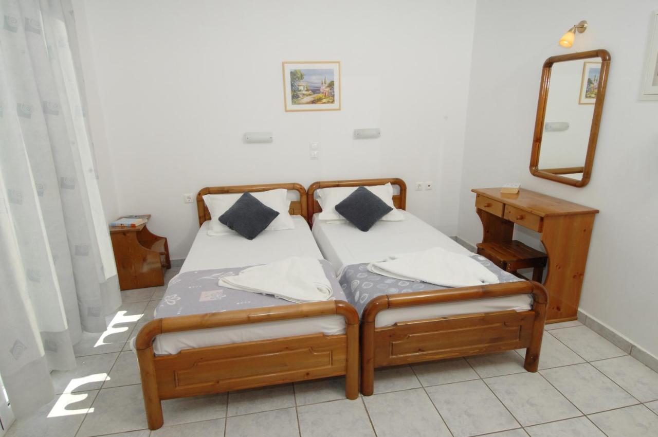 Alexis Studios And Apartments Agia Efimia Ngoại thất bức ảnh