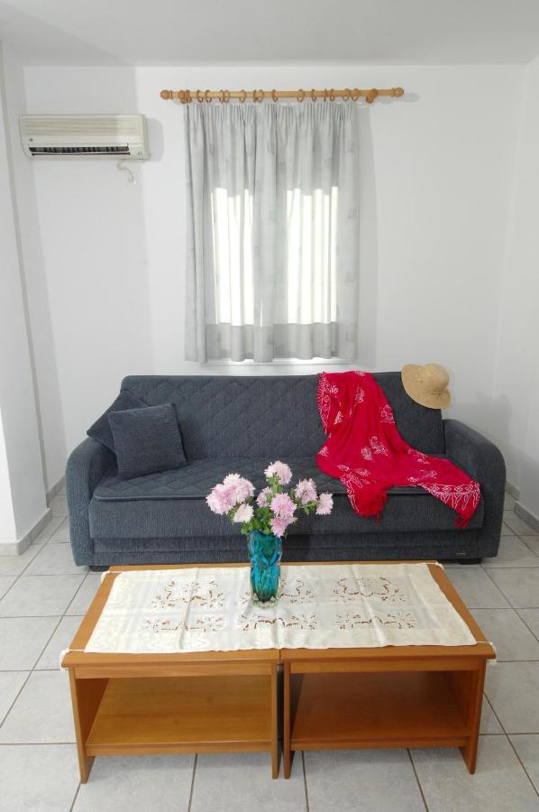 Alexis Studios And Apartments Agia Efimia Ngoại thất bức ảnh