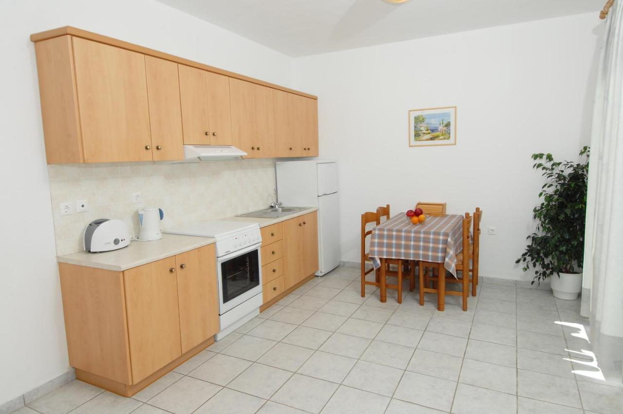 Alexis Studios And Apartments Agia Efimia Ngoại thất bức ảnh